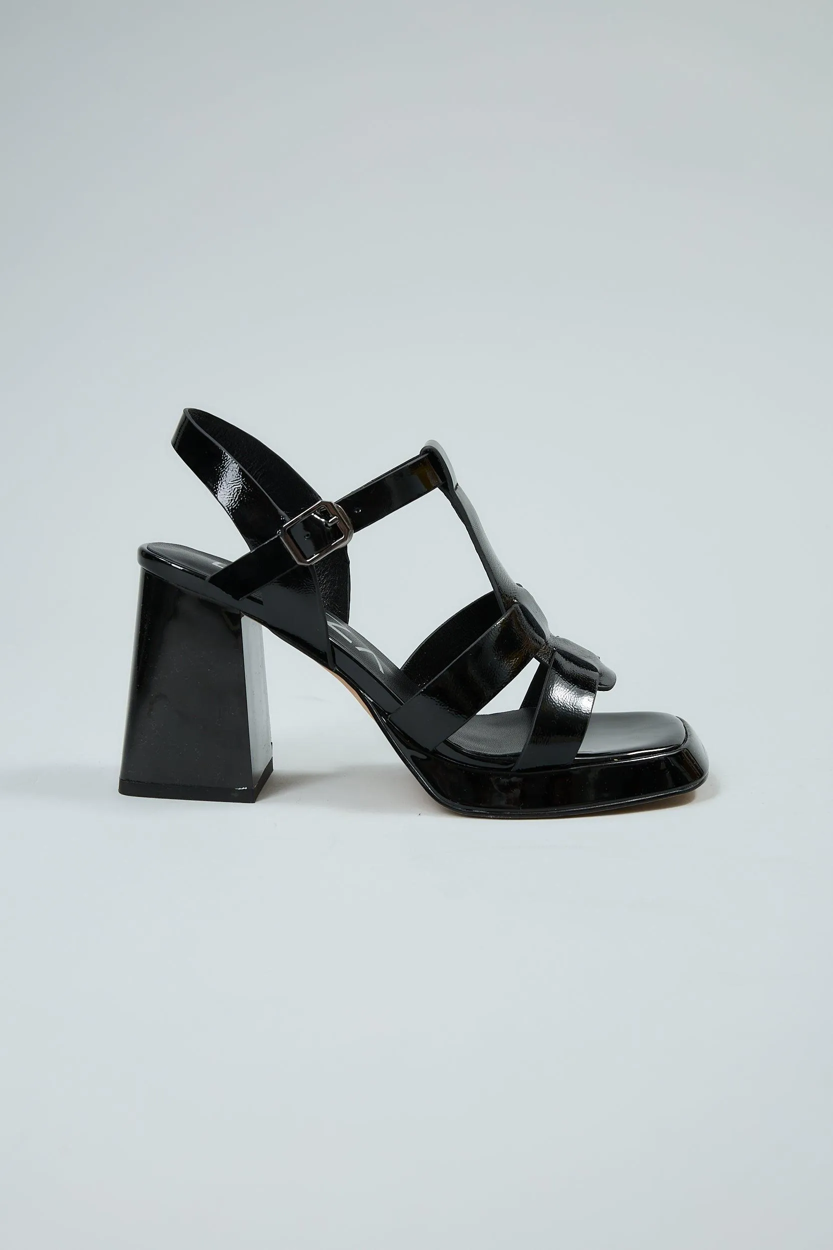Biatrice Black