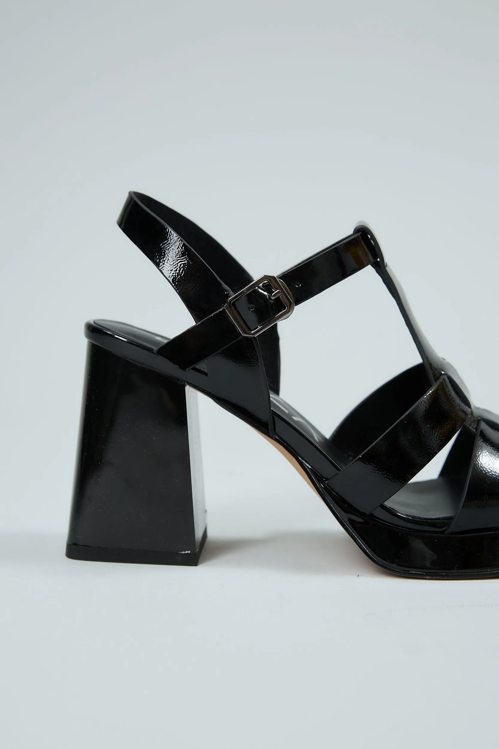 Biatrice Black