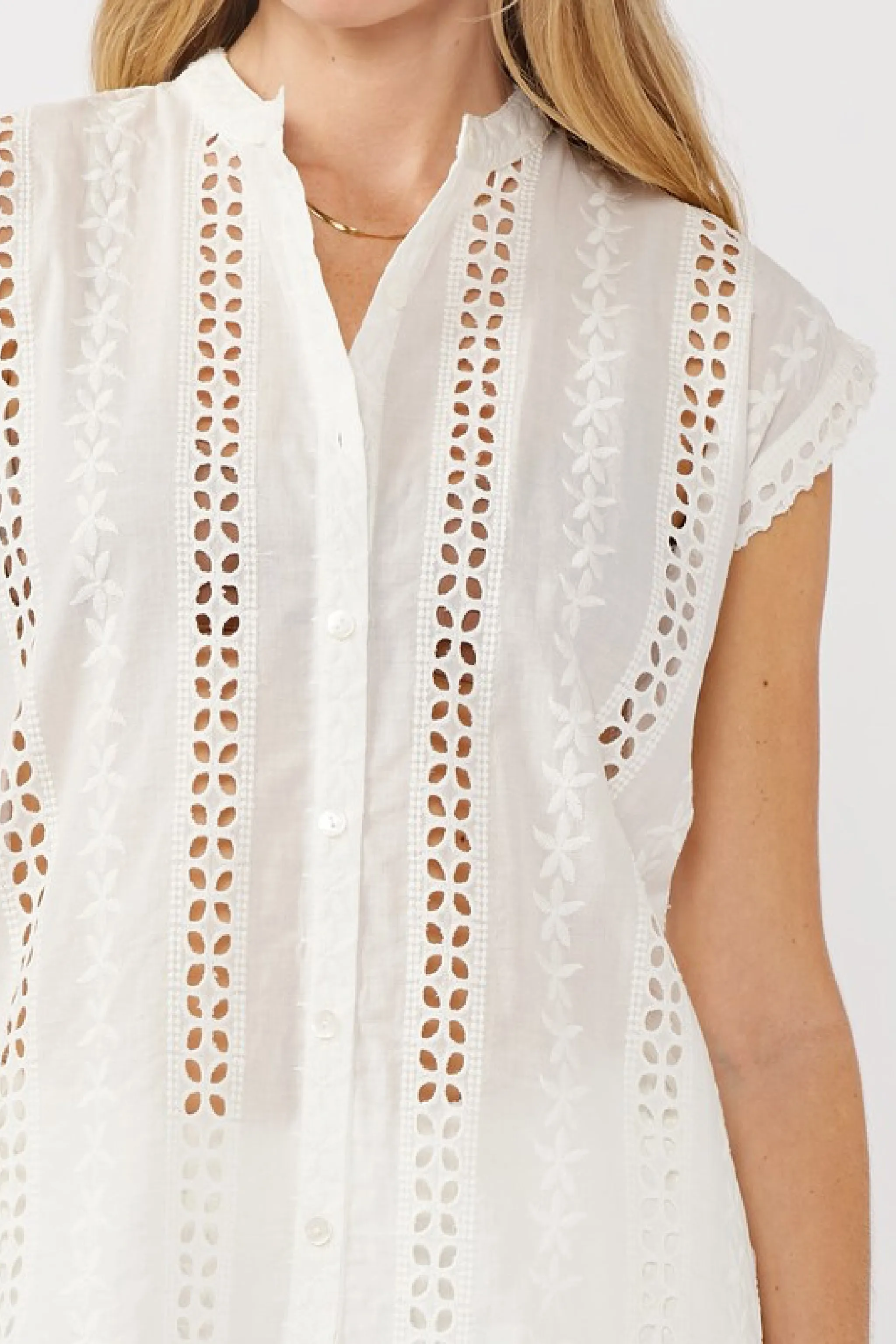 Ginger Short Sleeve Eyelet Floral Print Top White