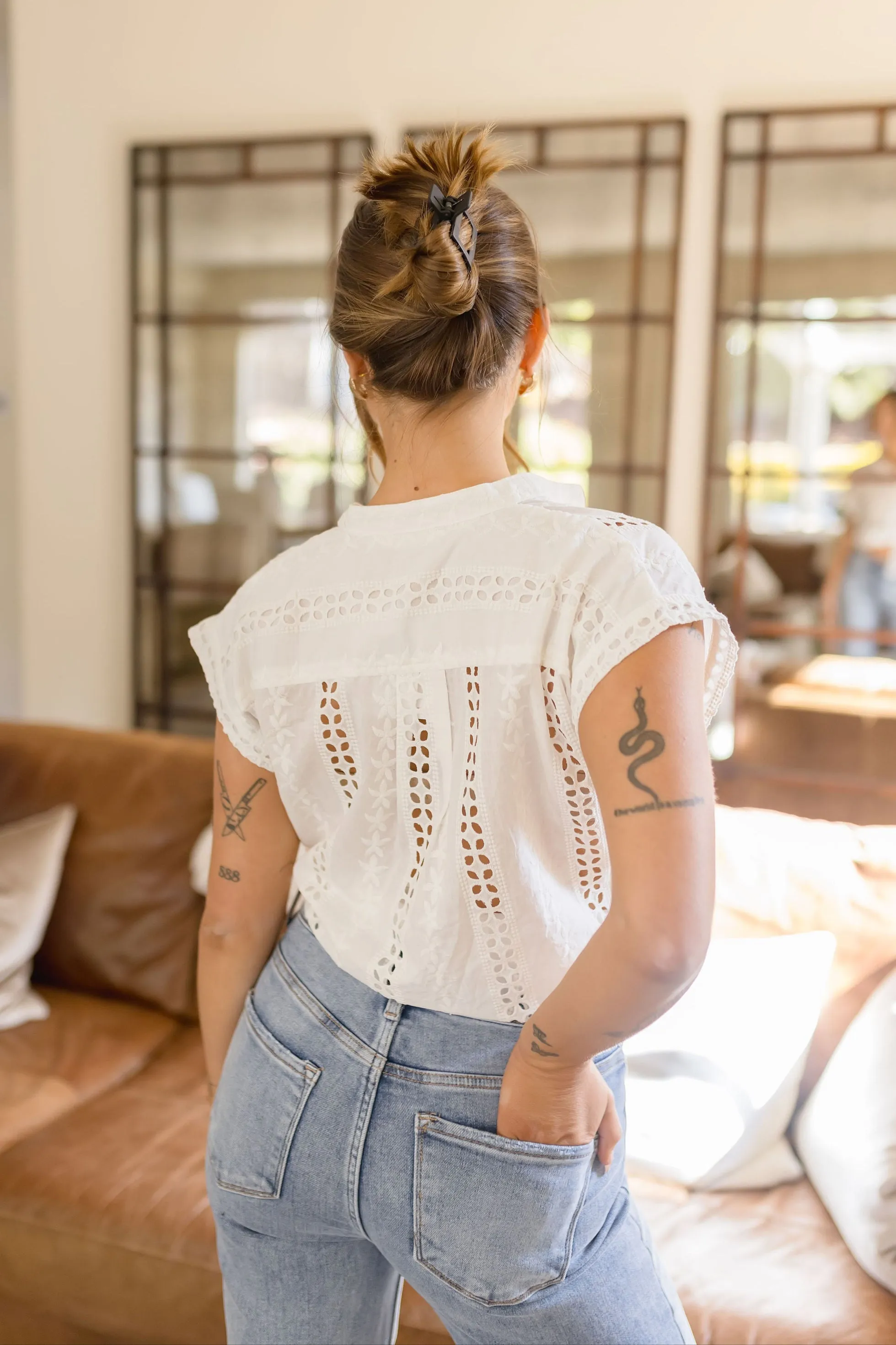 Ginger Short Sleeve Eyelet Floral Print Top White