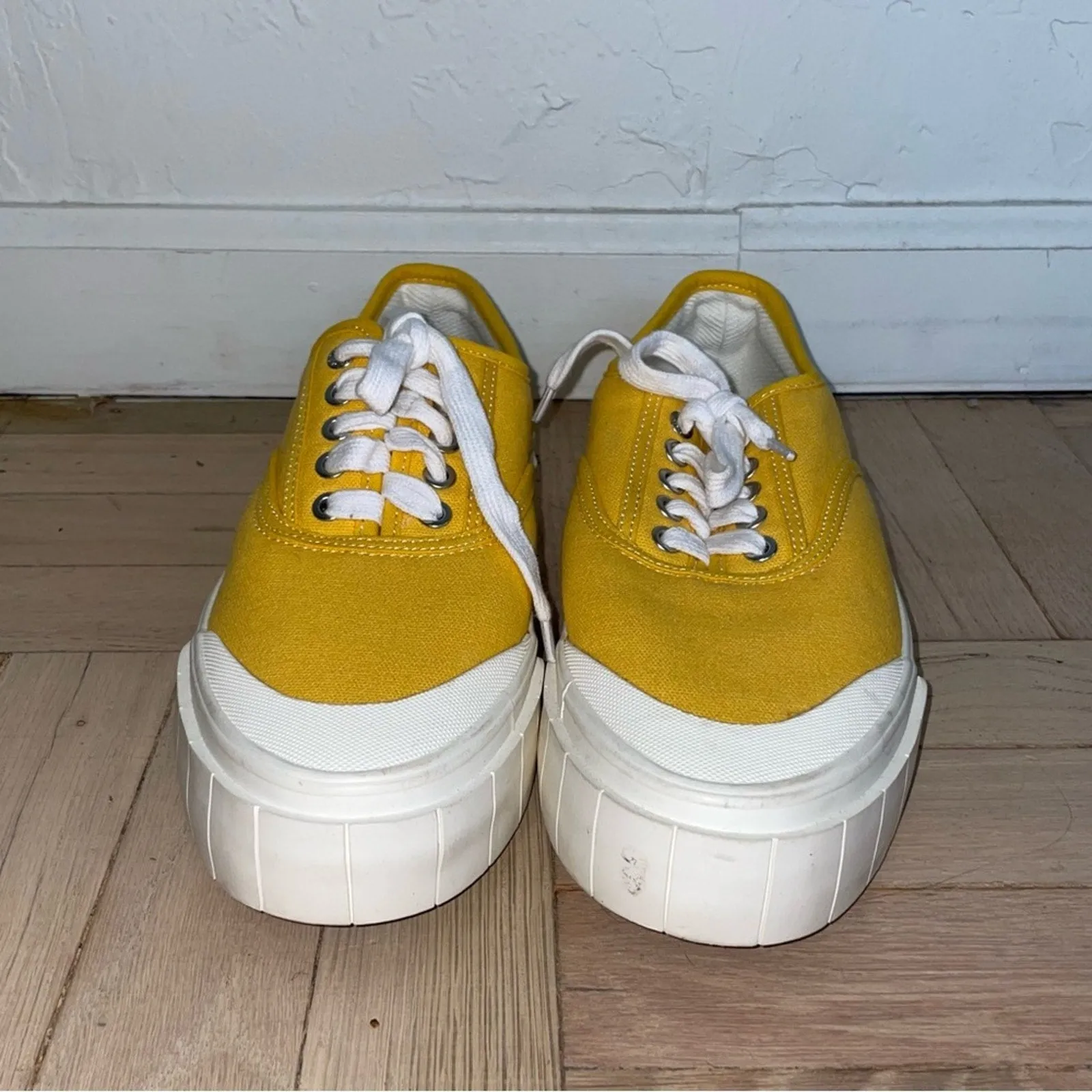Good News London Chunks Platform Low Top Canvas Sneakers (W10) - (W10.5)