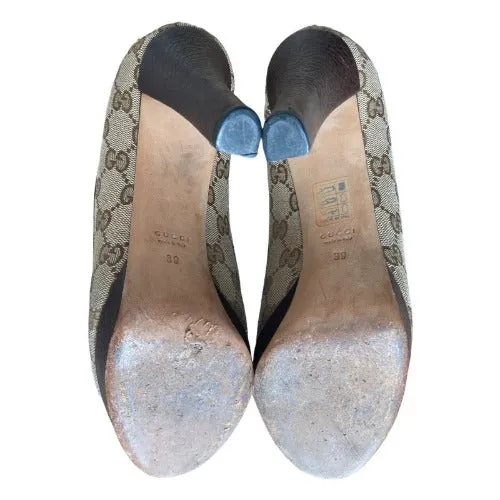 GUCCI Beige Supreme Monogram Canvas & Leather Bit Platform Pumps, Size 39