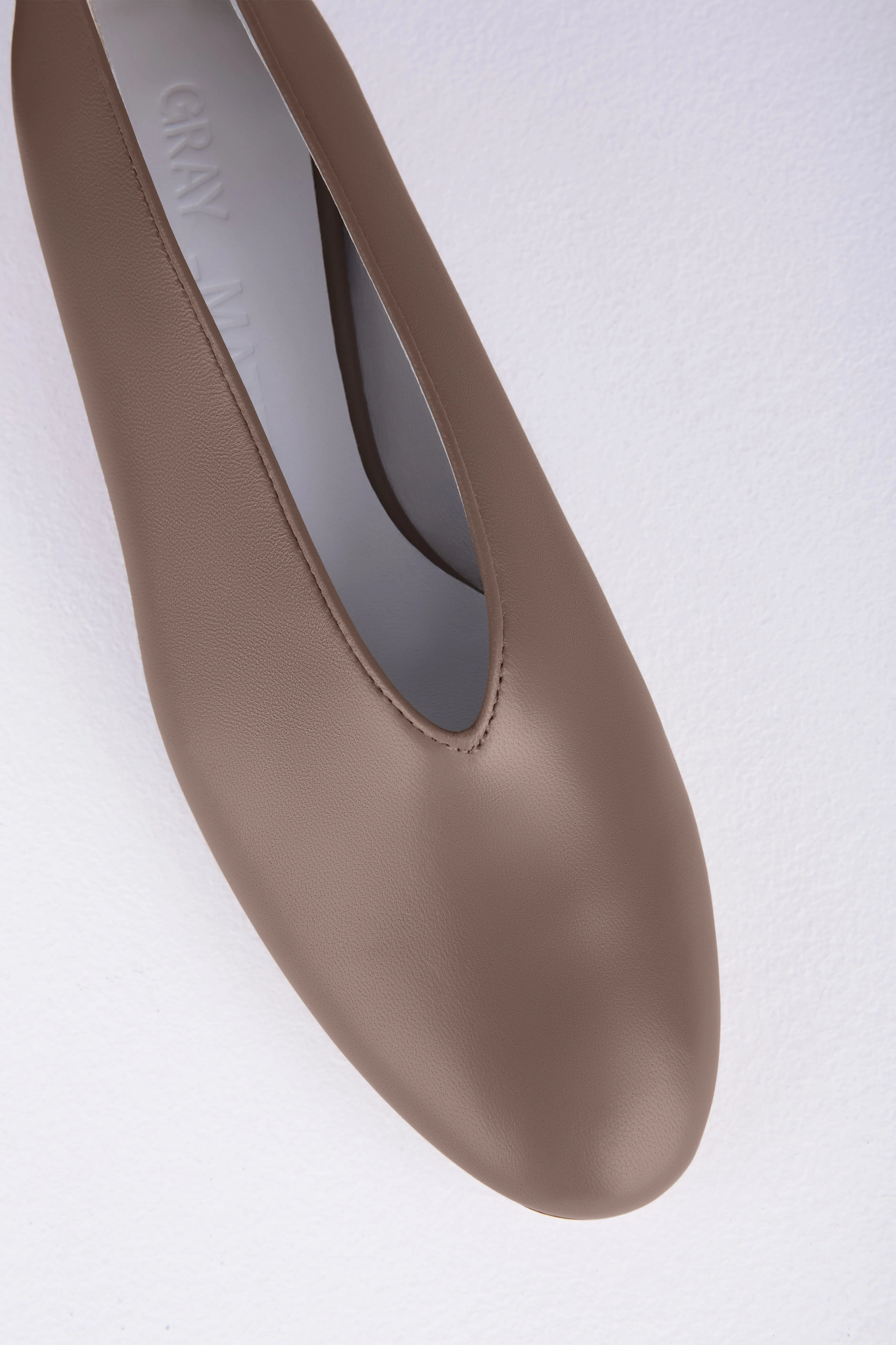 Mildred Piccola in Taupe