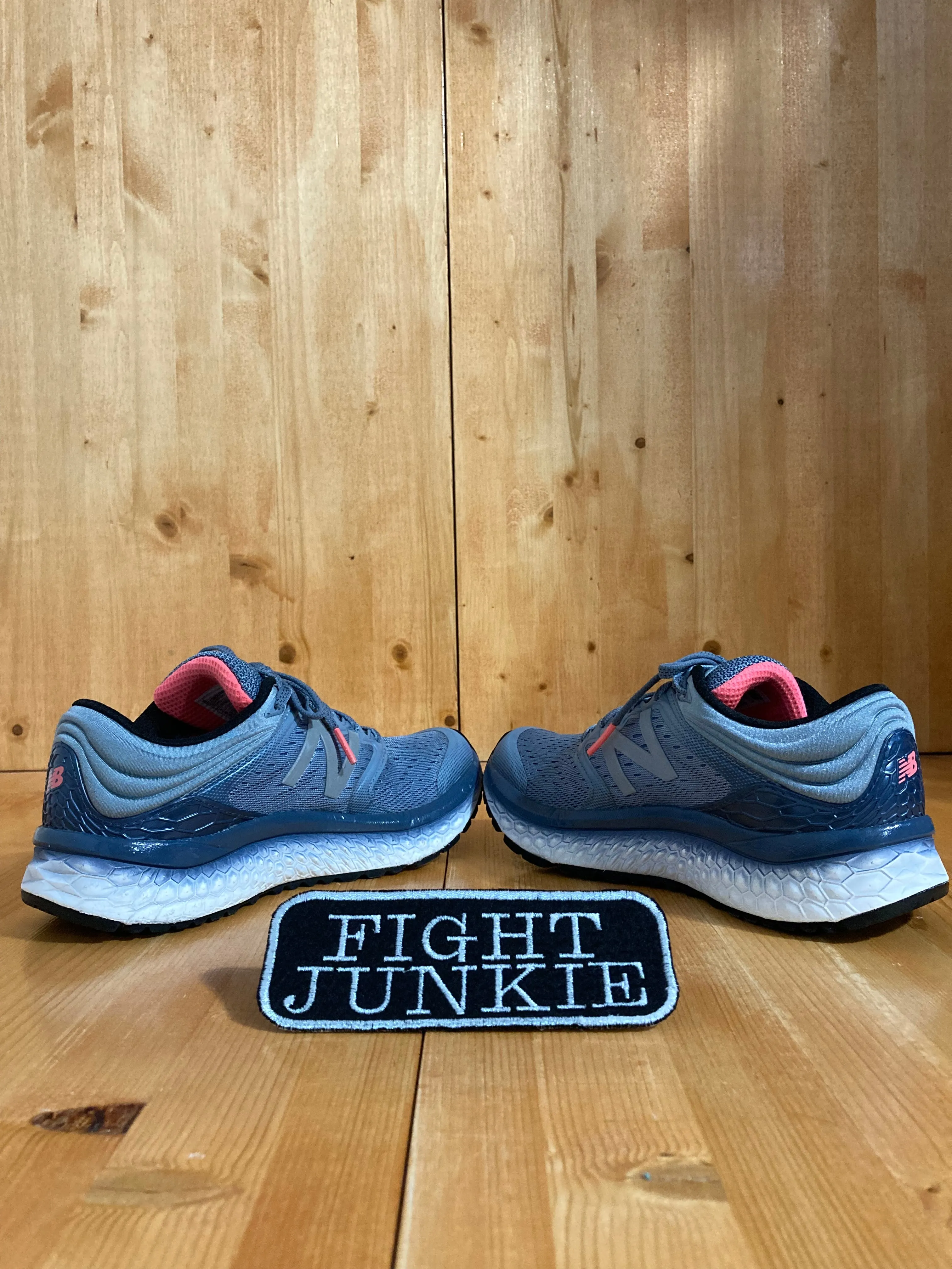 NEW BALANCE FRESH FOAM 1080 Women Size 7B Athletic Running Shoes Sneakers Blue W1080GW8