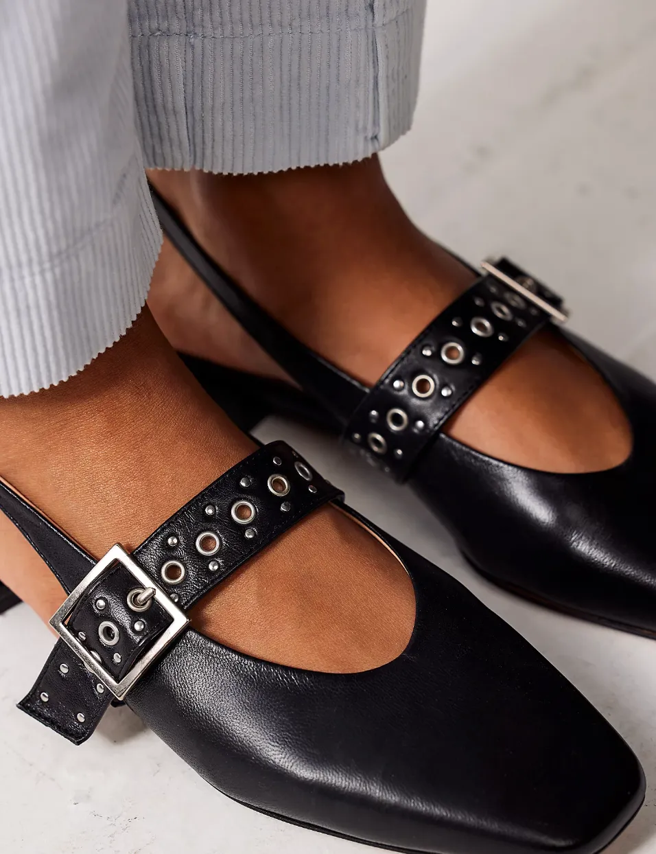 Pearl Sling Back