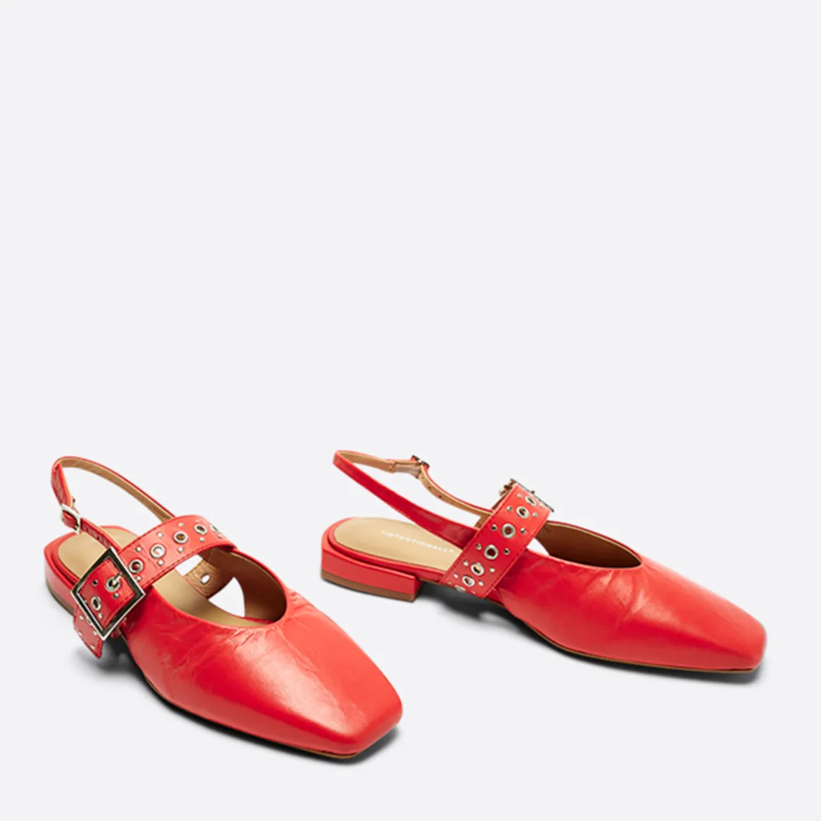 Pearl Sling Back