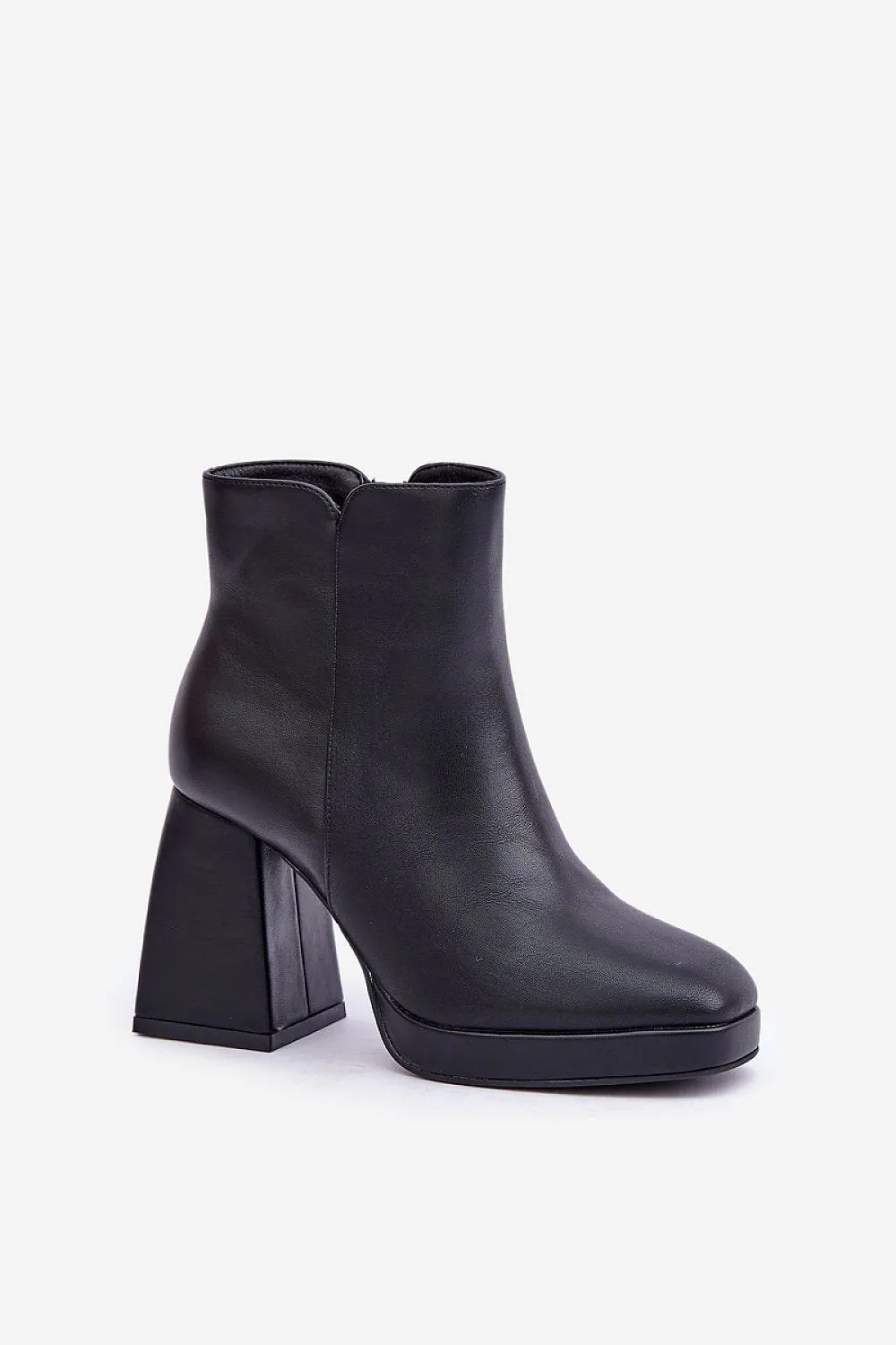 Women's stable block heel ankle boots